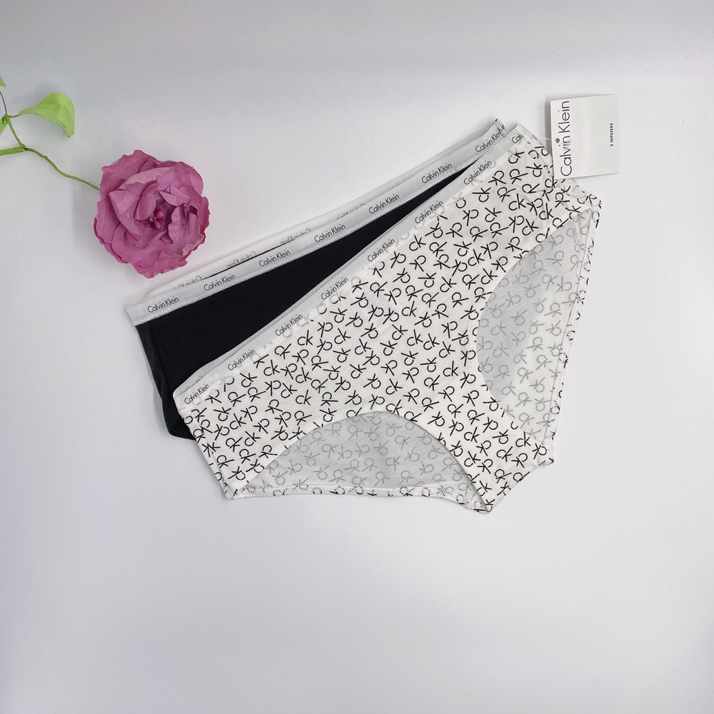 NWT Calvin Klein Signature Cotton Bikini Bottom